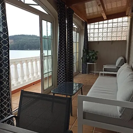 別荘 Casa Da Costa - Piso Con Galeria Y Terraza Con Vistas Al Mar セデイラ